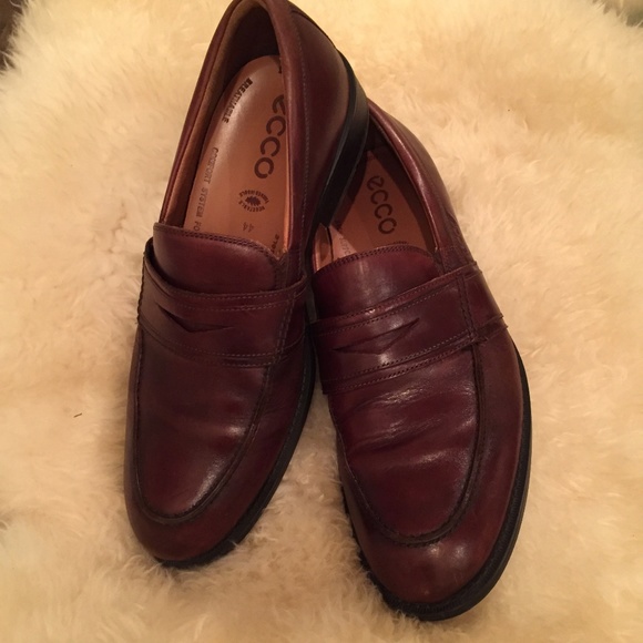 ecco penny loafer